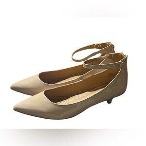 New Comfortview Pointed Toe .5 inch heels